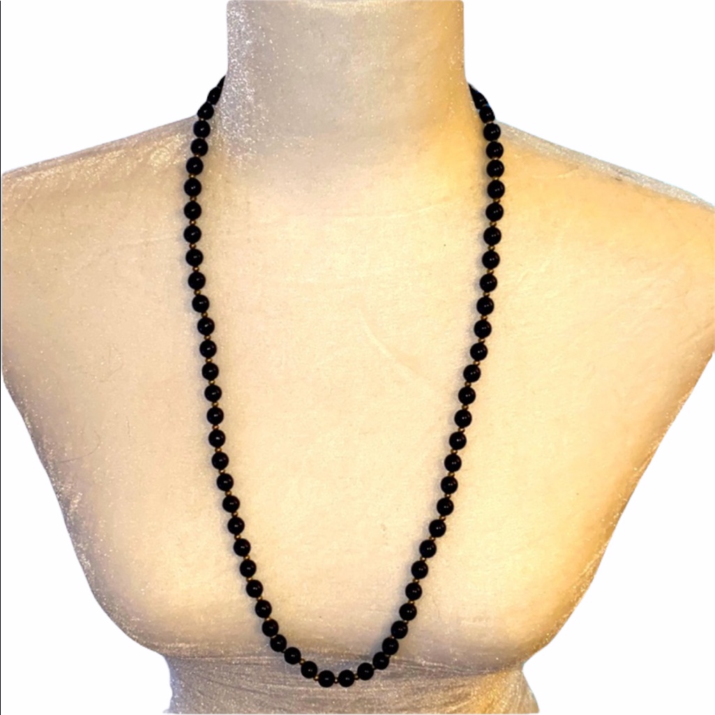 Worthington Navy Glass Bead Necklace 11$